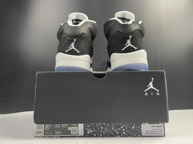 Jordan CT4838-011 “Oreo” 5 Air 1029